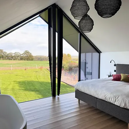 Insolite - Romantic Escape * דורבורי