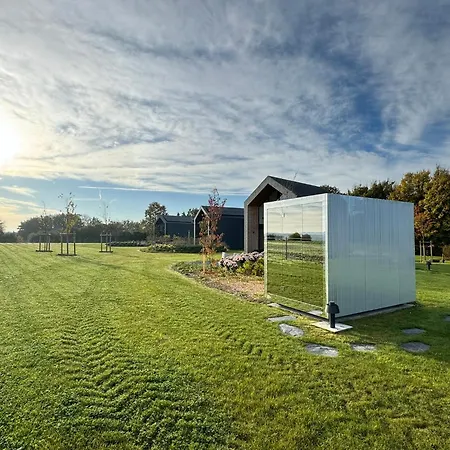 Insolite - Romantic Escape * דורבורי